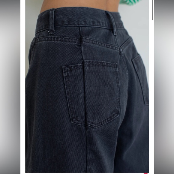 THINGS BETWEEN Mari Jeans Black Barrel Jeans Small New SOLD OUT - Picture 4 of 16